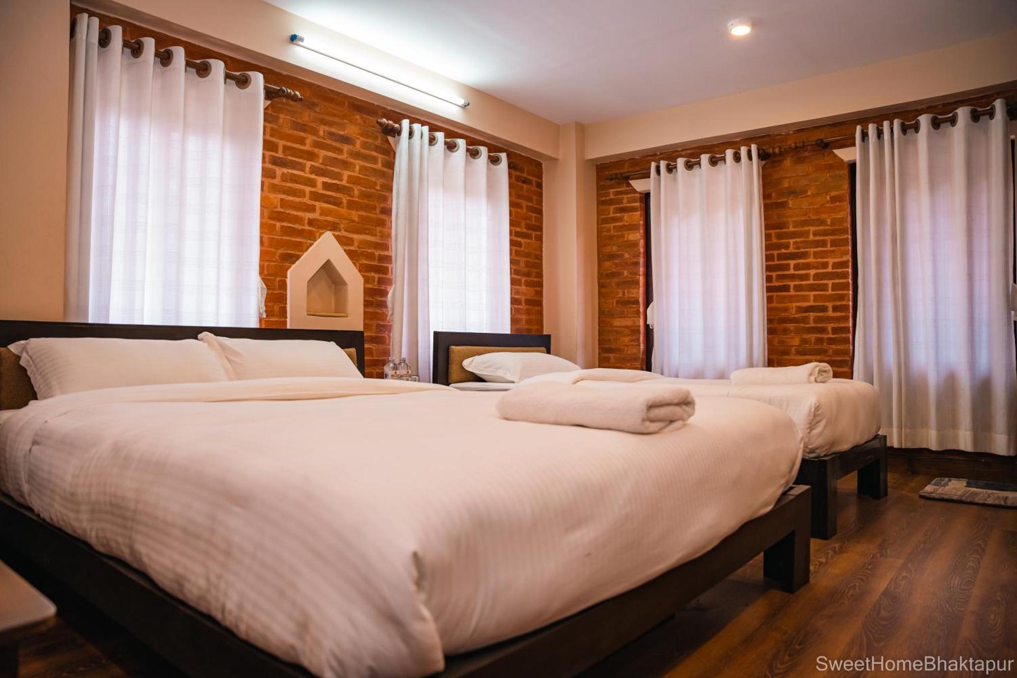 Hotel Sweet Home Bhatgoan 외부 사진